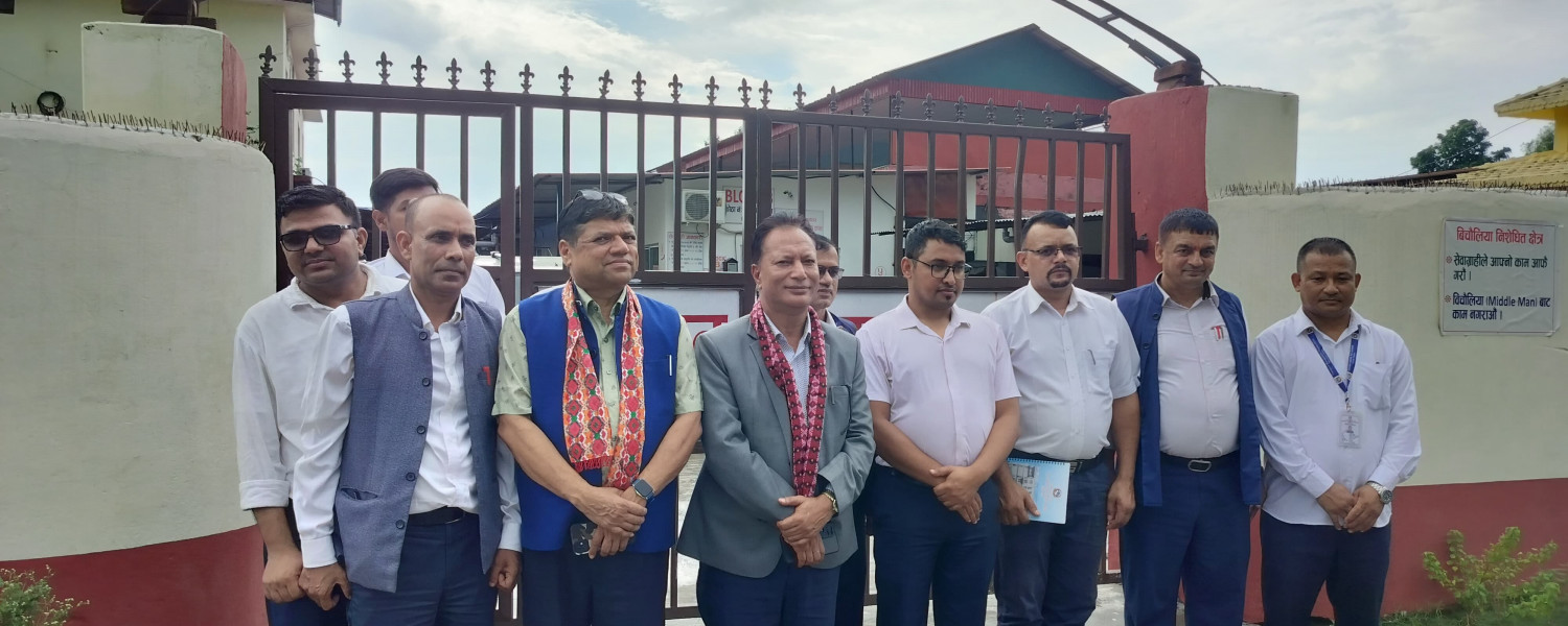 माननीय मन्त्री प्रेमभक्त महर्जनज्यू तथा श्रीमान् सचिव बलराम निरौलाज्यूबाट कार्यालय निरीक्षण